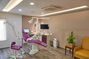 SMILECITY DENTAL AND SKIN CARE CLINIC image