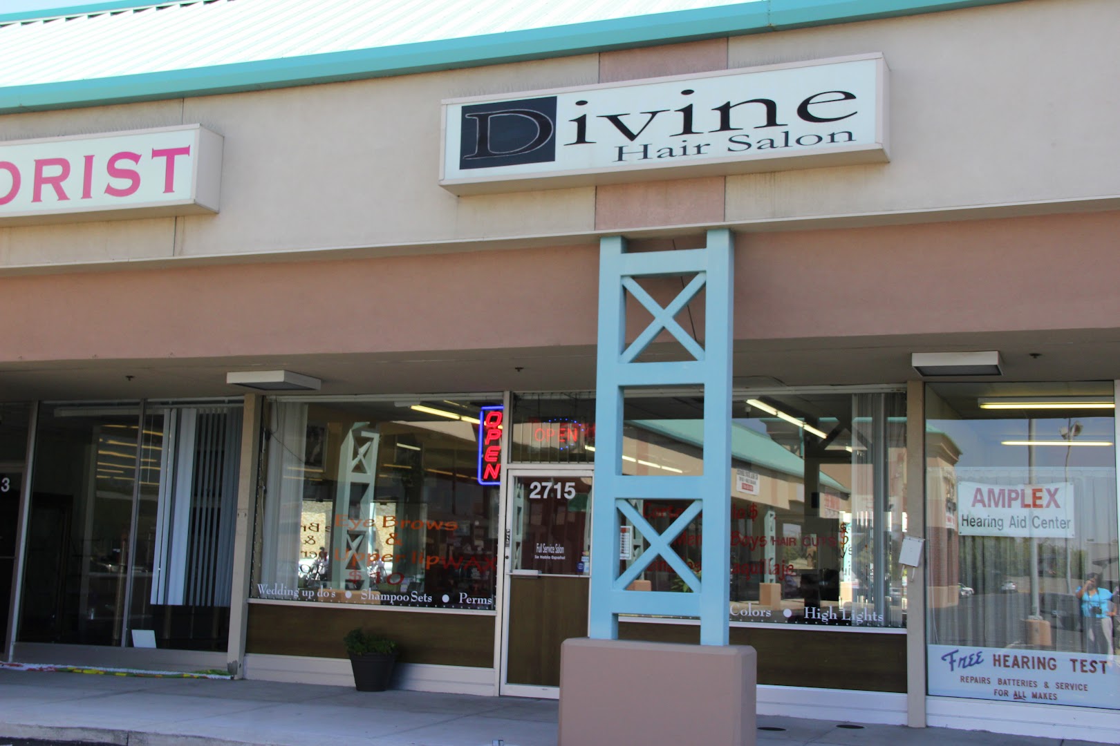Divine Hair Salon | Hair salon in Sacramento, CA