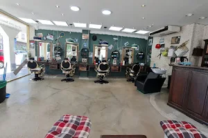 Paris Barbershop image