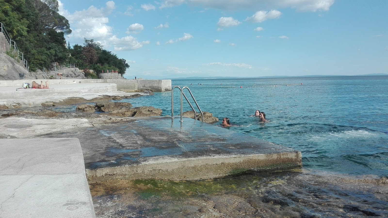 Empeduja beach photo #7