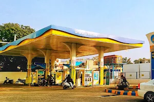 BP Petrol Pump image