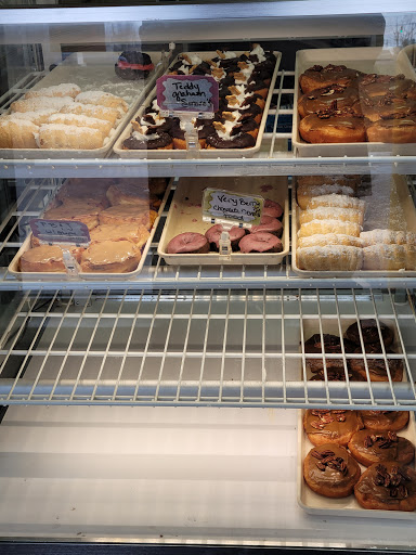 Donut Shop «Cresent Donut Shops», reviews and photos, 231 S Adams St, Bloomington, IN 47404, USA