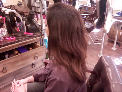 Beauty Salon «Mancuso Salon & Spa», reviews and photos, 12 Woodport Rd, Sparta Township, NJ 07871, USA