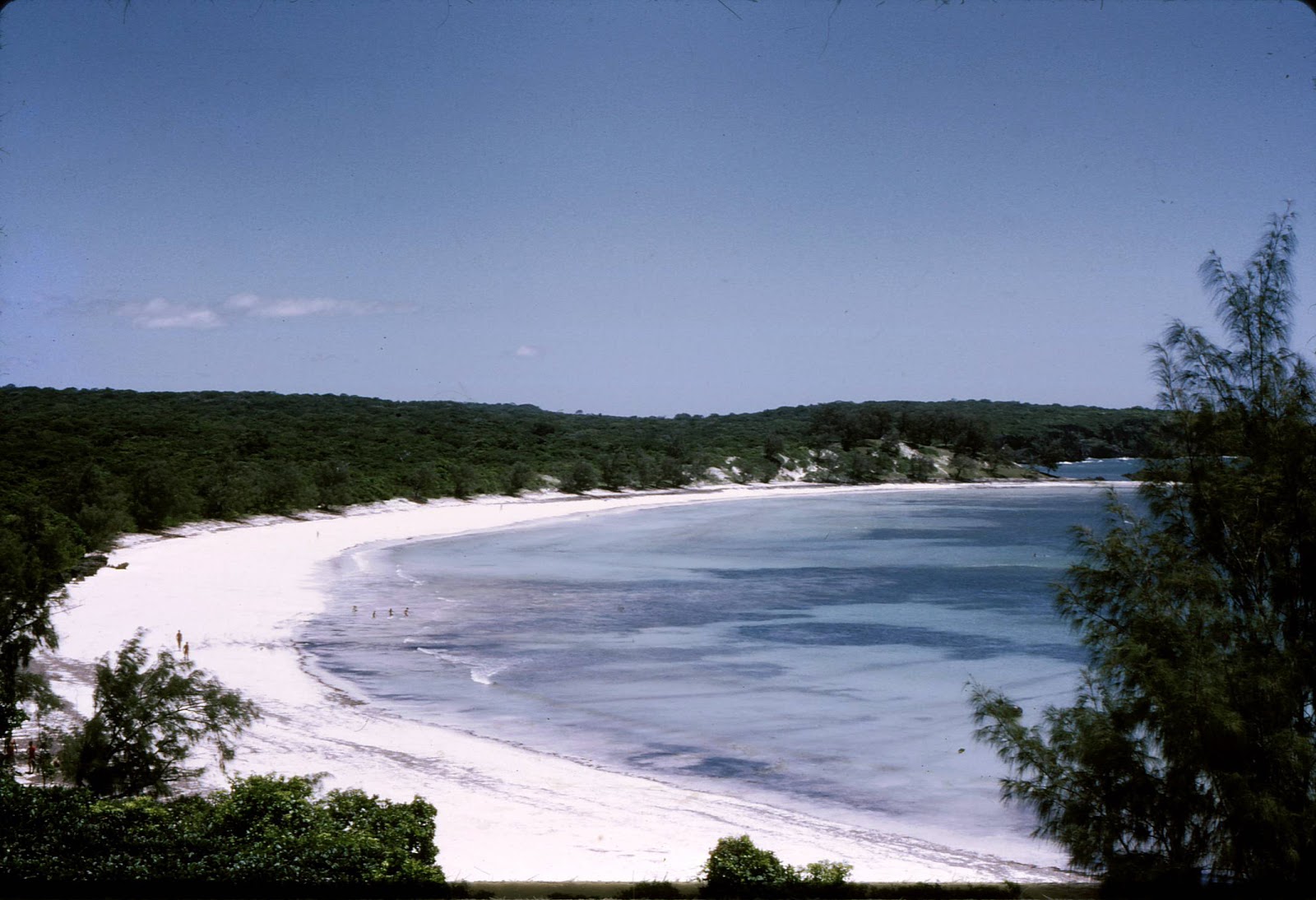 Zdjęcie Baie des Dunes z przestronna zatoka