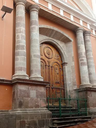 Opiniones de Monasterio de Santa Catalina de Siena en Quito - Iglesia