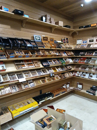 Cigar Shop «Smokes 4 Less», reviews and photos, 19112 Freeport St, Elk River, MN 55330, USA