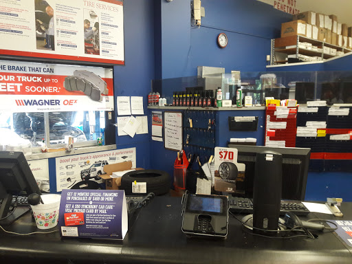 Auto Parts Store «Pep Boys Auto Parts & Service», reviews and photos, 2064 W Indiantown Rd, Jupiter, FL 33458, USA