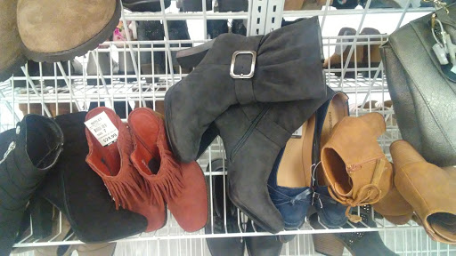 Shopping Mall «Riverstone Plaza», reviews and photos, 1451 Riverstone Pkwy, Canton, GA 30114, USA