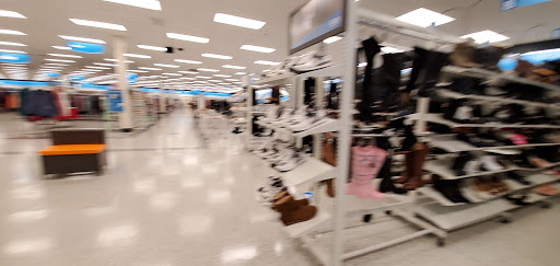 Clothing Store «Ross Dress for Less», reviews and photos, 1844 E Ridge Pike, Royersford, PA 19468, USA