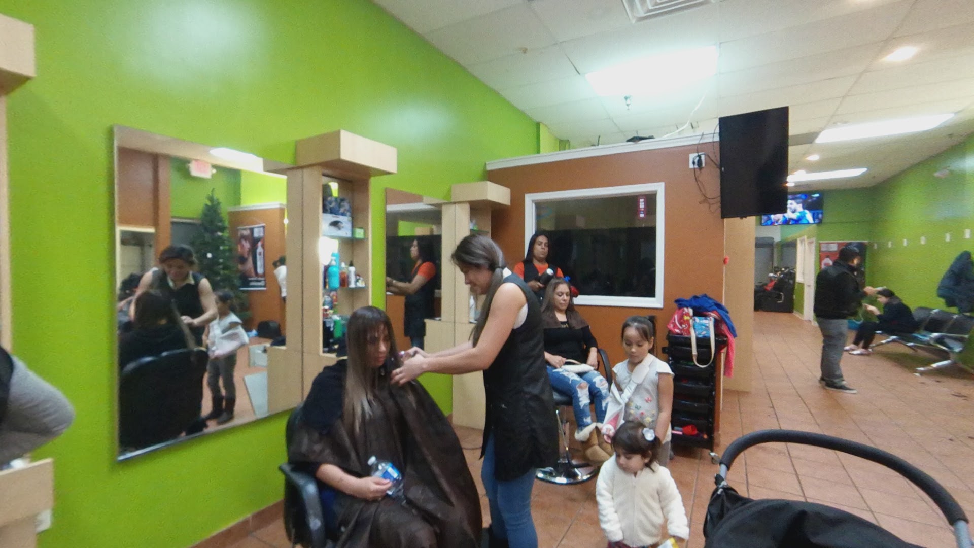 Krissia's Hair Salon