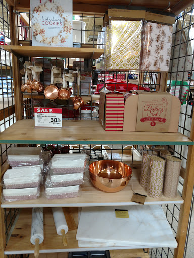 Furniture Store «Cost Plus World Market», reviews and photos, 1565 Golden Gate Plaza, Mayfield Heights, OH 44124, USA