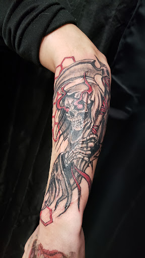 Explore shoulder tattoo ideas, creative tattoo ideas in Scottsboro, available at Scottsboro Ink Therapy Tattoo Studio
