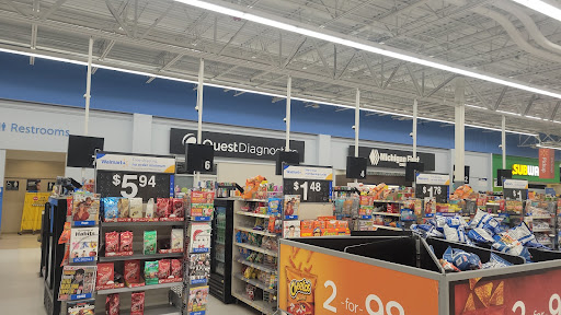 Department Store «Walmart Supercenter», reviews and photos, 3301 N Pontiac Trail, Commerce Charter Twp, MI 48390, USA