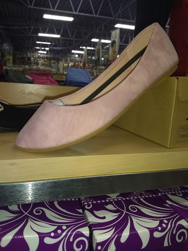 Beauty Supply Store «Prestige Beauty», reviews and photos, 1100 Broadway, Buffalo, NY 14212, USA