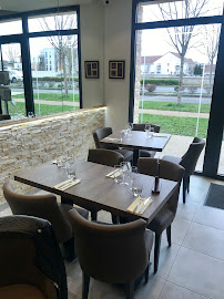 Atmosphère du Restaurant OUD Cuisine Traditionnelle Libanaise à Lieusaint - n°6