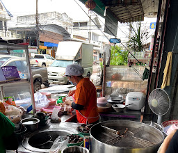 รุ่งโรจน์โอชา โดยนางยุพา อิ่มประสิทธิ์ชัย photo