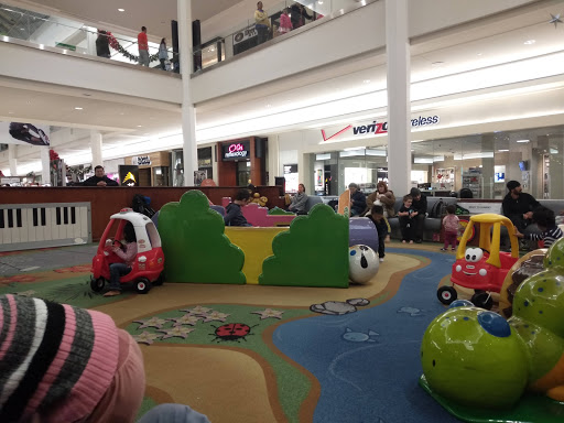 Shopping Mall «South Hills Village», reviews and photos, 301 South Hills Village, Pittsburgh, PA 15241, USA
