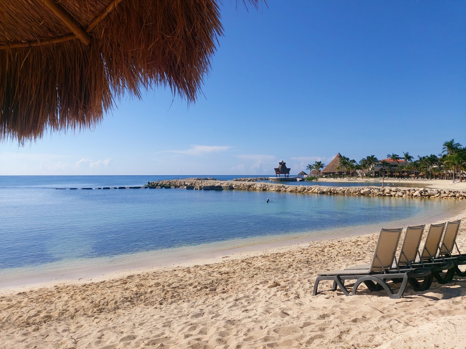 Foto de Catalonia Yucatan beach com alto nível de limpeza