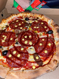 Pepperoni du Pizzas à emporter Street Pizza à Prévessin-Moëns - n°3