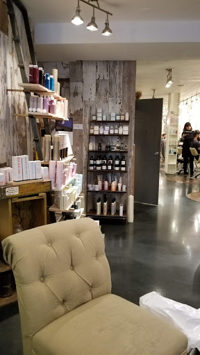 Beauty Salon «Bloom Beauty Lounge», reviews and photos, 140 W 19th St, New York, NY 10011, USA