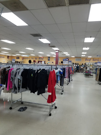 Thrift Store «Goodwill Greenacres/Woodlake Store & Donation Center», reviews and photos, 5821 Lake Worth Rd, Greenacres, FL 33463, USA