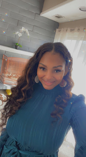 Beauty Salon «Straight Or Knot Beauty Salon», reviews and photos, 844 Texas St, Fairfield, CA 94533, USA