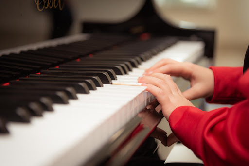 Piano Lessons Mississauga - Best Music School in Mississauga | MPS