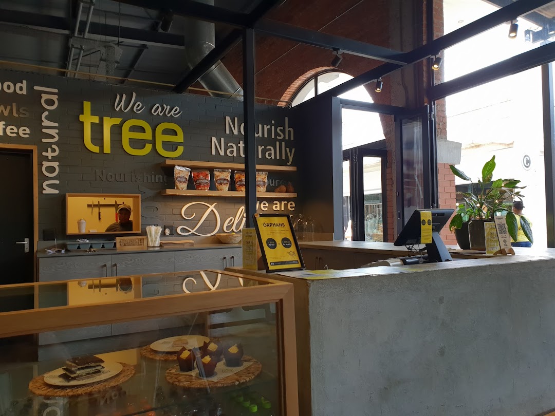 Tree Natural Cafe