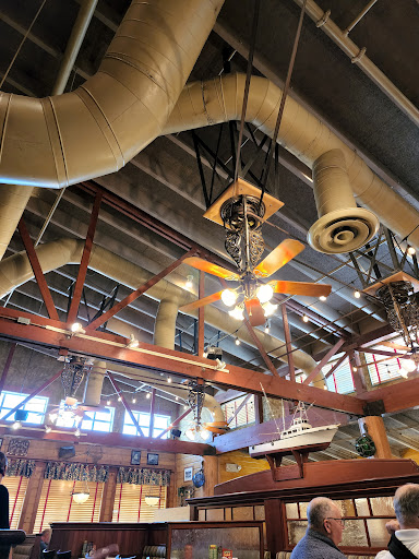  «Lancaster Mall», reviews and photos, 831 Lancaster Dr NE, Salem, OR 97301, USA