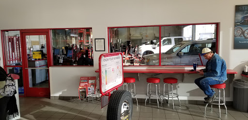 Tire Shop «Discount Tire Store - McKinney, TX», reviews and photos, 2751 S Central Expy, McKinney, TX 75070, USA