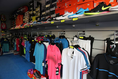 Magasin d'articles de sports Set et Match Langon Langon