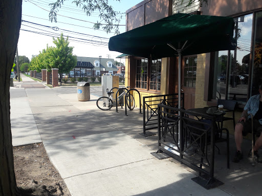 Coffee Shop «Starbucks», reviews and photos, 17001 Kercheval Ave, Grosse Pointe, MI 48230, USA