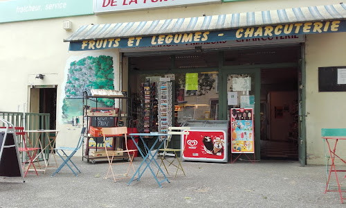 Le Mini Marché de la Fontaine à Fontaine-de-Vaucluse