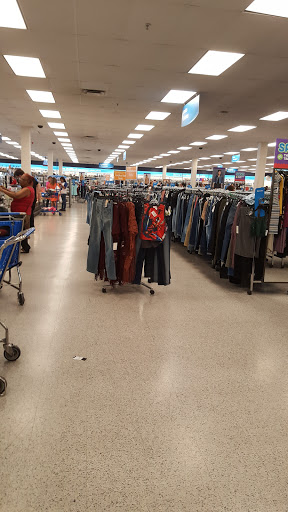 Clothing Store «Ross Dress for Less», reviews and photos, 628 Palomar St, Chula Vista, CA 91911, USA