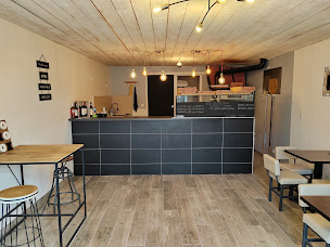 Photo n°3 de Pizza Lucia à Saint-Jeoire-Prieuré ()