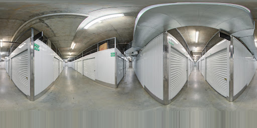 Self-Storage Facility «Farmers Market Self Storage», reviews and photos, 111 The Grove Dr, Los Angeles, CA 90036, USA