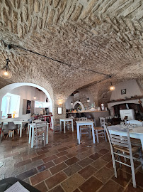 Atmosphère du Restaurant français Le Bouchon des Greffes à Nîmes - n°12