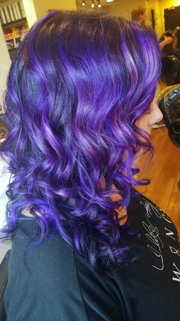 Salon 221 06807