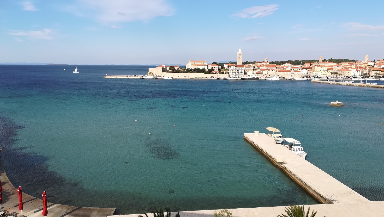 Padova III beach'in fotoğrafı imkanlar alanı