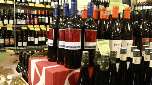 Wine Store «Putnam Wine», reviews and photos, 435 Broadway, Saratoga Springs, NY 12866, USA