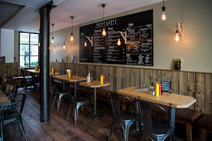 Photo n°35 de KIEZ Kanal à Paris ()