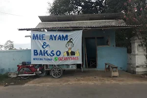 Bakso & Mie Ayam Cak Yan image
