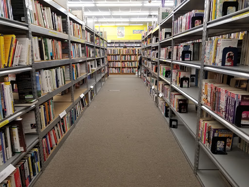 Used Book Store «Used Book Superstore», reviews and photos, 256 Cambridge St, Burlington, MA 01803, USA