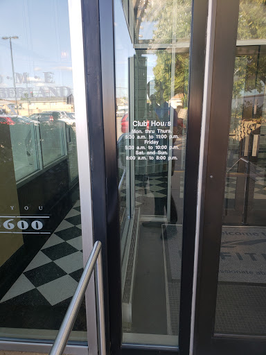 Gym «LA Fitness», reviews and photos, 5444 N Cumberland Ave, Chicago, IL 60656, USA