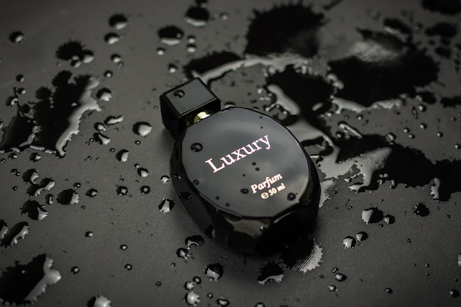 Luxury parfums - Перник