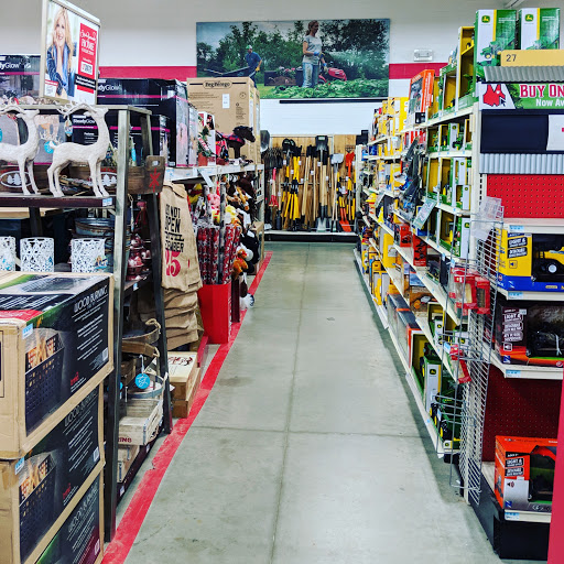 Home Improvement Store «Tractor Supply Co.», reviews and photos, 8110 Gander Way, Roanoke, VA 24019, USA