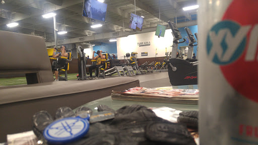 Gym «Chuze Fitness», reviews and photos, 1521 S Riverside Ave, Rialto, CA 92376, USA