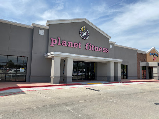 Gym «Planet Fitness - Baton Rouge (Siegen Lane), LA», reviews and photos, 6900 Siegen Ln, Baton Rouge, LA 70809, USA