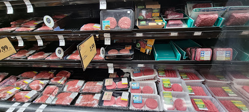 Grocery Store «D & W Fresh Market», reviews and photos, 2181 Wealthy St SE, East Grand Rapids, MI 49506, USA