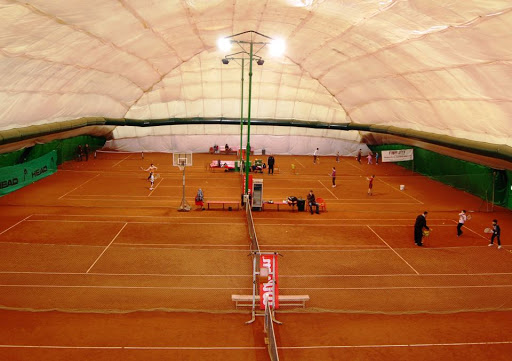 First Tennis Club